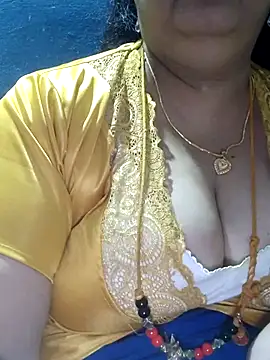 Snapshot of tamilthanushri chatting on 18, 11, 2025 tamilthanushri online show from 18, 11, 2025