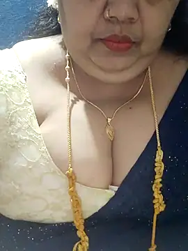 Snapshot of tamilthanushri chatting on 29, 11, 2025 tamilthanushri online show from 29, 11, 2025