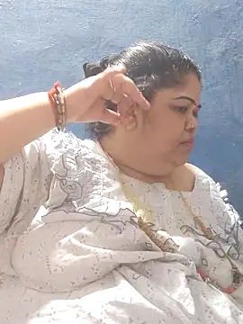 Snapshot of tamilthanushri chatting on 7, 5, 2026 tamilthanushri online show from 7, 5, 2026