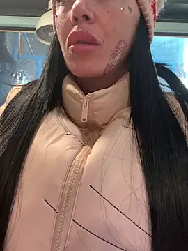 Snapshot of cicciolina chatting on 2, 2, 2025 cicciolina online show from 2, 2, 2025