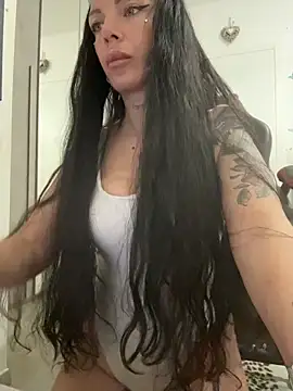 cicciolina online show from 13, 4, 2026