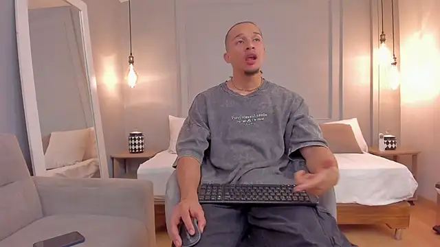 Snapshot of Dominick_star chatting on 10, 11, 2025 Dominick star online show from 10, 11, 2025