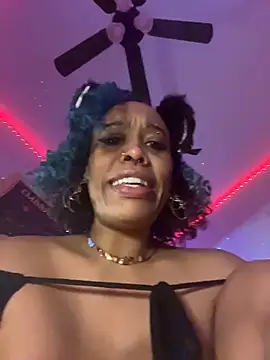 Snapshot of loveluna8 chatting on 29, 10, 2025 loveluna8 online show from 29, 10, 2025