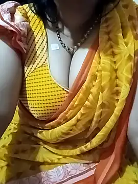 Snapshot of MONA_DARLING31 chatting on 5, 12, 2024 MONA DARLING31 online show from 5, 12, 2024