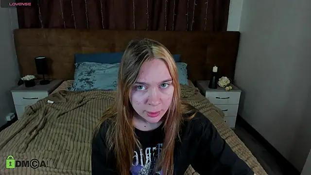 Lesi Moonie01 online show from 8, 10, 2025