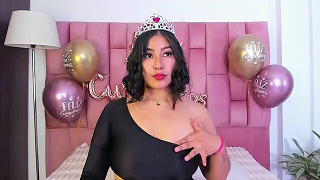 EmmaRossem online show from 9, 2, 2025