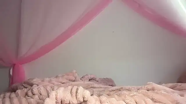 Snapshot of shandiloveslemonss chatting on 23, 11, 2025 shandiloveslemonss online show from 23, 11, 2025