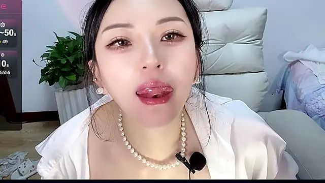 Snapshot of YangYangmian-521 chatting on 18, 2, 2025 YangYangmian-521 online show from 18, 2, 2025