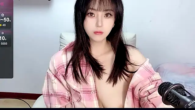 Snapshot of YangYangmian-521 chatting on 26, 2, 2025 YangYangmian-521 online show from 26, 2, 2025