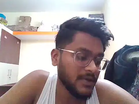 Snapshot of LundChodumera chatting on 20, 12, 2025 LundChodumera online show from 20, 12, 2025