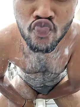 Snapshot of LundChodumera chatting on 23, 3, 2026 LundChodumera online show from 23, 3, 2026