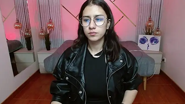 Lita Rogers online show from 6, 4, 2026