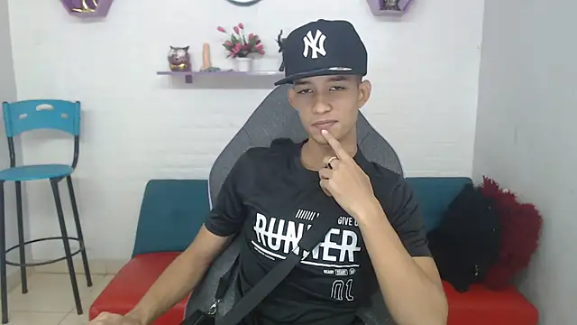 Snapshot of jose_sexycumm chatting on 3, 3, 2025 jose sexycumm online show from 3, 3, 2025