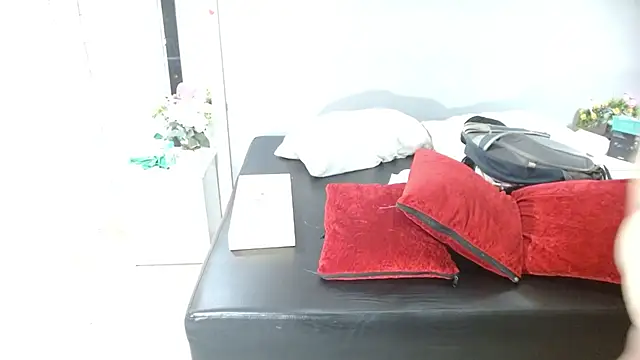 Snapshot of Kimandyuk chatting on 17, 3, 2025 Kimandyuk online show from 17, 3, 2025