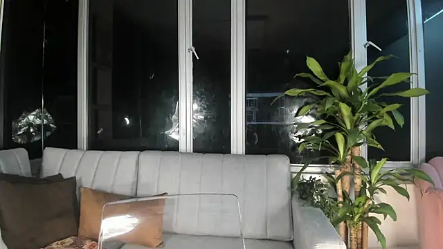 Snapshot of Megan_Lim chatting on 15, 2, 2025 Megan Lim online show from 15, 2, 2025