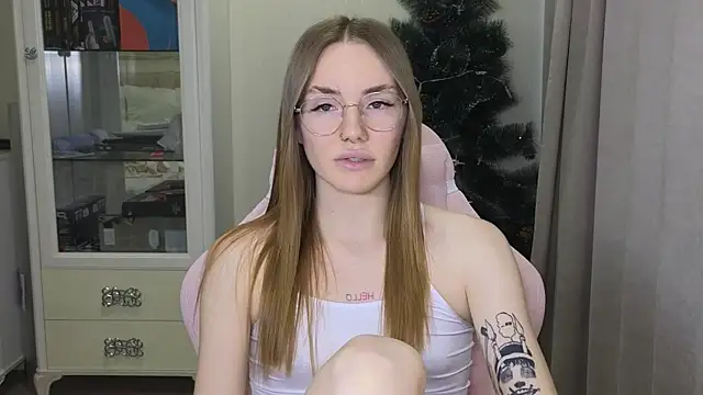 littlevildevil online show from 6, 1, 2025