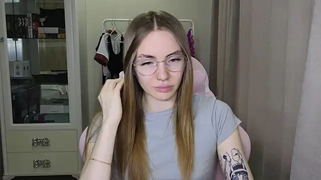 littlevildevil online show from 27, 1, 2025