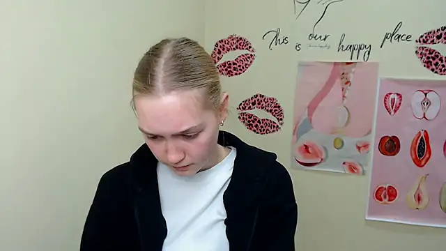 MademoiselleCl online show from 5, 2, 2025