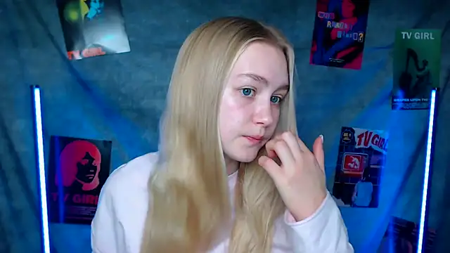 MademoiselleCl online show from 25, 10, 2025