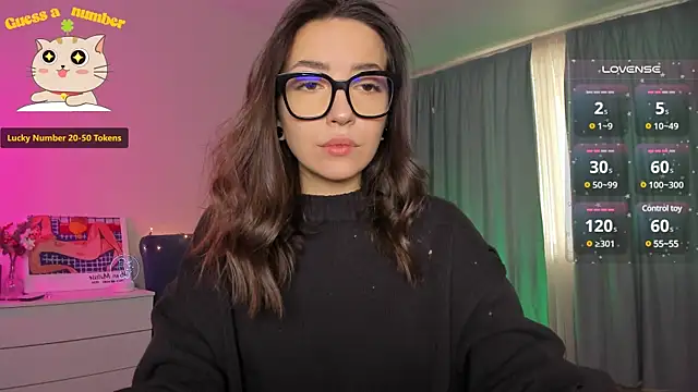 Snapshot of Oh_My_Dianee chatting on 13, 12, 2024 Oh My Dianee online show from 13, 12, 2024