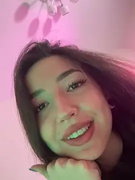 Snapshot of Oh_My_Dianee chatting on 5, 3, 2025 Oh My Dianee online show from 5, 3, 2025