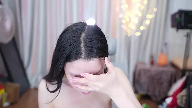 nono babyy online show from 21, 12, 2025