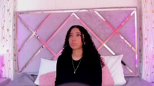  lanna jhonson  online show from 21, 1, 2025