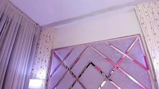  lanna jhonson  online show from 24, 2, 2025