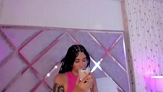  lanna jhonson  online show from 1, 3, 2025