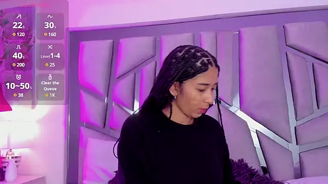  lanna jhonson  online show from 4, 3, 2025