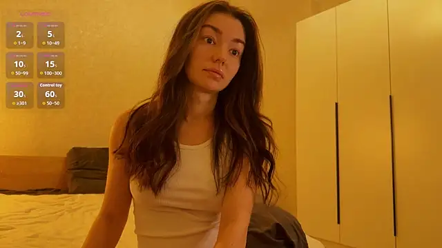 julya flowerss online show from 5, 12, 2025