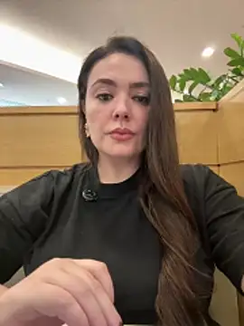 Snapshot of Sophie_Eaton chatting on 15, 12, 2025 Sophie Eaton online show from 15, 12, 2025