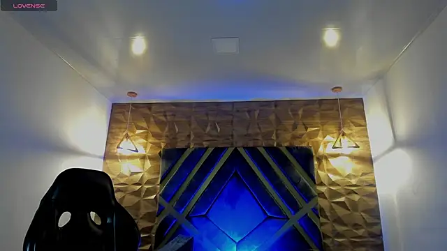 Ian Castillo  online show from 27, 2, 2026