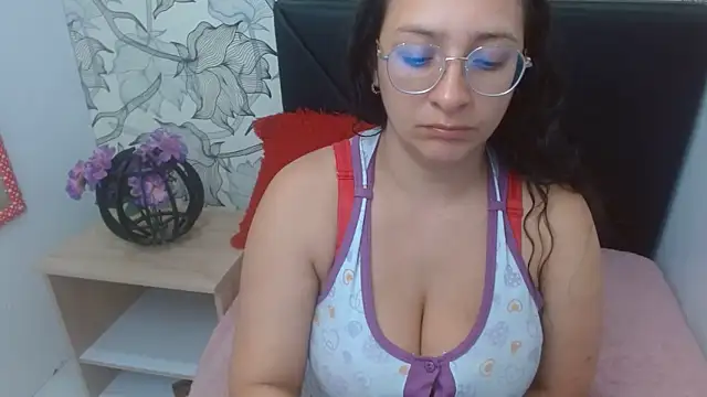 Snapshot of sarax_ximena chatting on 18, 6, 2026 sarax ximena online show from 18, 6, 2026