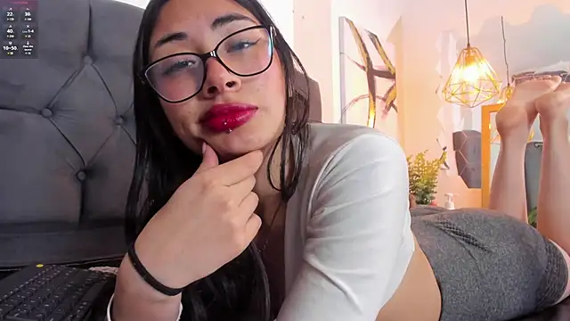 aprildreams19 online show from 19, 3, 2025