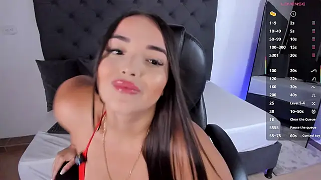 ninfomaria  online show from 7, 1, 2026