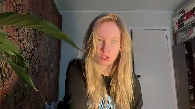 Snapshot of saint_cat25 chatting on 9, 12, 2024 saint cat25 online show from 9, 12, 2024