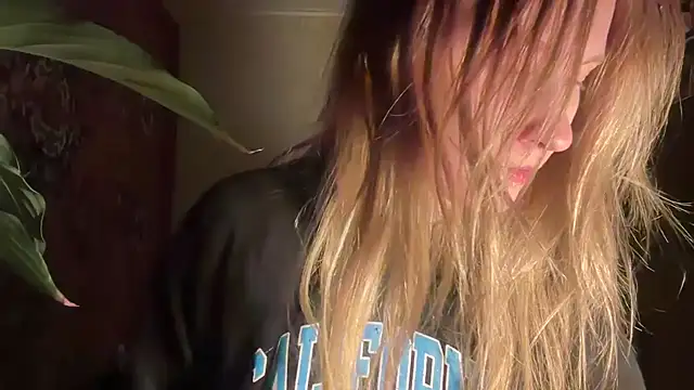 Snapshot of saint_cat25 chatting on 9, 12, 2024 saint cat25 online show from 9, 12, 2024