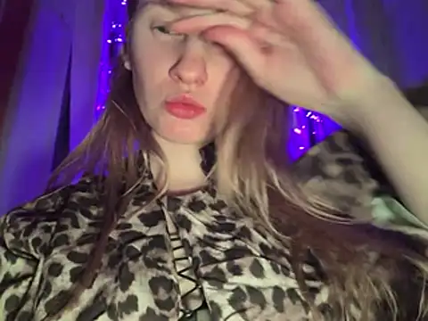 Snapshot of saint_cat25 chatting on 21, 1, 2025 saint cat25 online show from 21, 1, 2025