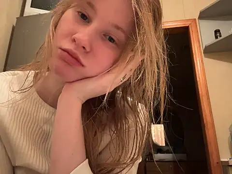 Snapshot of saint_cat25 chatting on 21, 2, 2025 saint cat25 online show from 21, 2, 2025