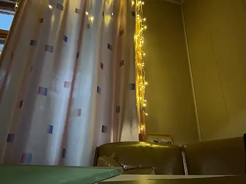 Snapshot of saint_cat25 chatting on 1, 3, 2025 saint cat25 online show from 1, 3, 2025