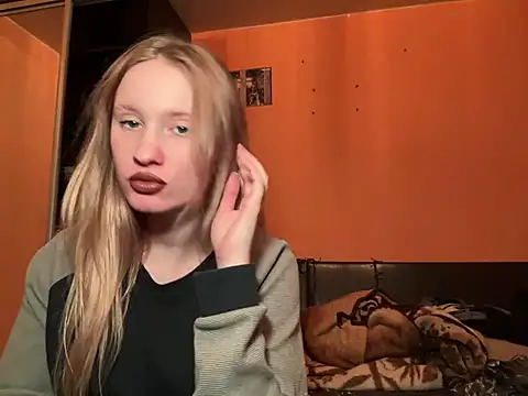 Snapshot of saint_cat25 chatting on 9, 3, 2025 saint cat25 online show from 9, 3, 2025