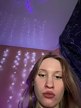 Snapshot of saint_cat25 chatting on 21, 3, 2025 saint cat25 online show from 21, 3, 2025