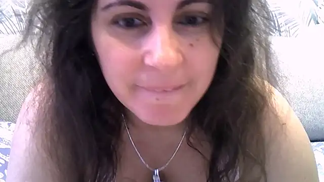 ShelaDiass online show from 23, 11, 2025