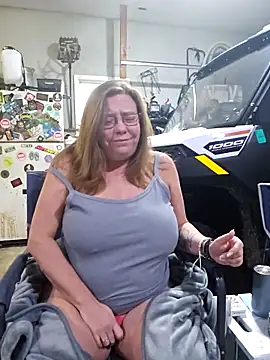 MsShelby40 online show from 5, 12, 2024