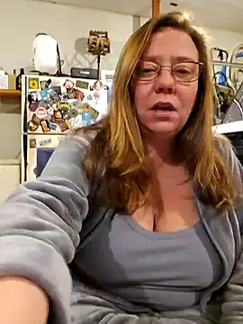 MsShelby40 online show from 11, 1, 2025