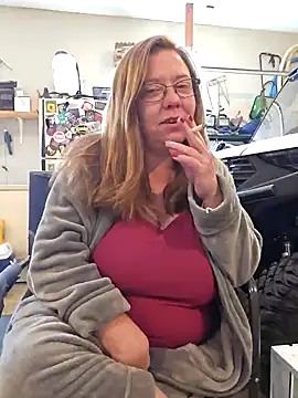 MsShelby40 online show from 17, 1, 2025