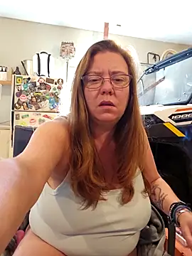 MsShelby40 online show from 10, 10, 2025