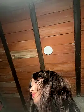 MollySanders    online show from 1, 12, 2025