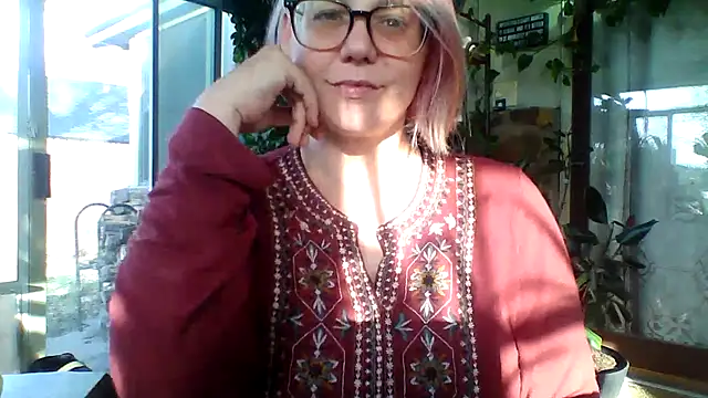 Big-Tits-McGee online show from 17, 12, 2025